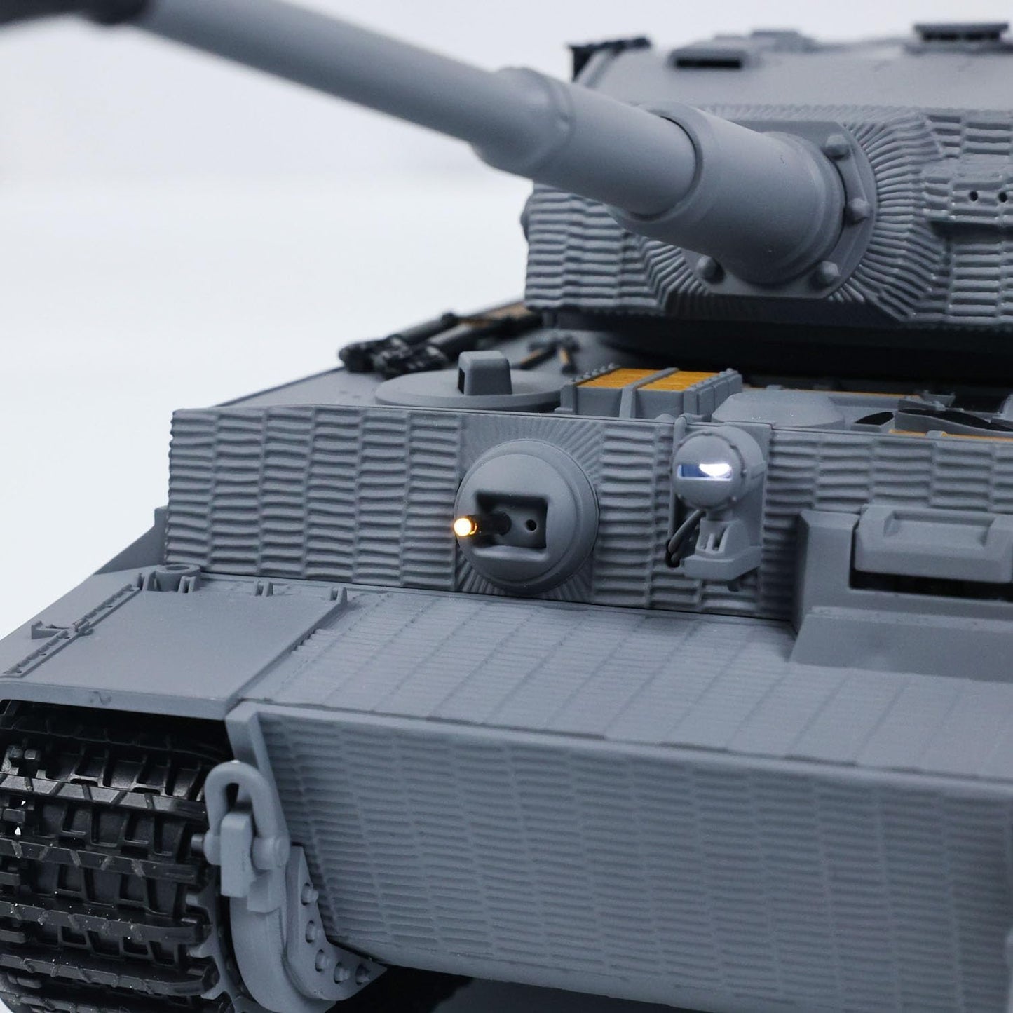 German Tiger I Heavy Tank, 1/24 Infrared IR Combat Panzer RTR 2.4Ghz RC Armored Vehicle, Taigen 3841-11-M Standard Paintless Middle Version, Sound Light Recoil WWII Military Model, Gray