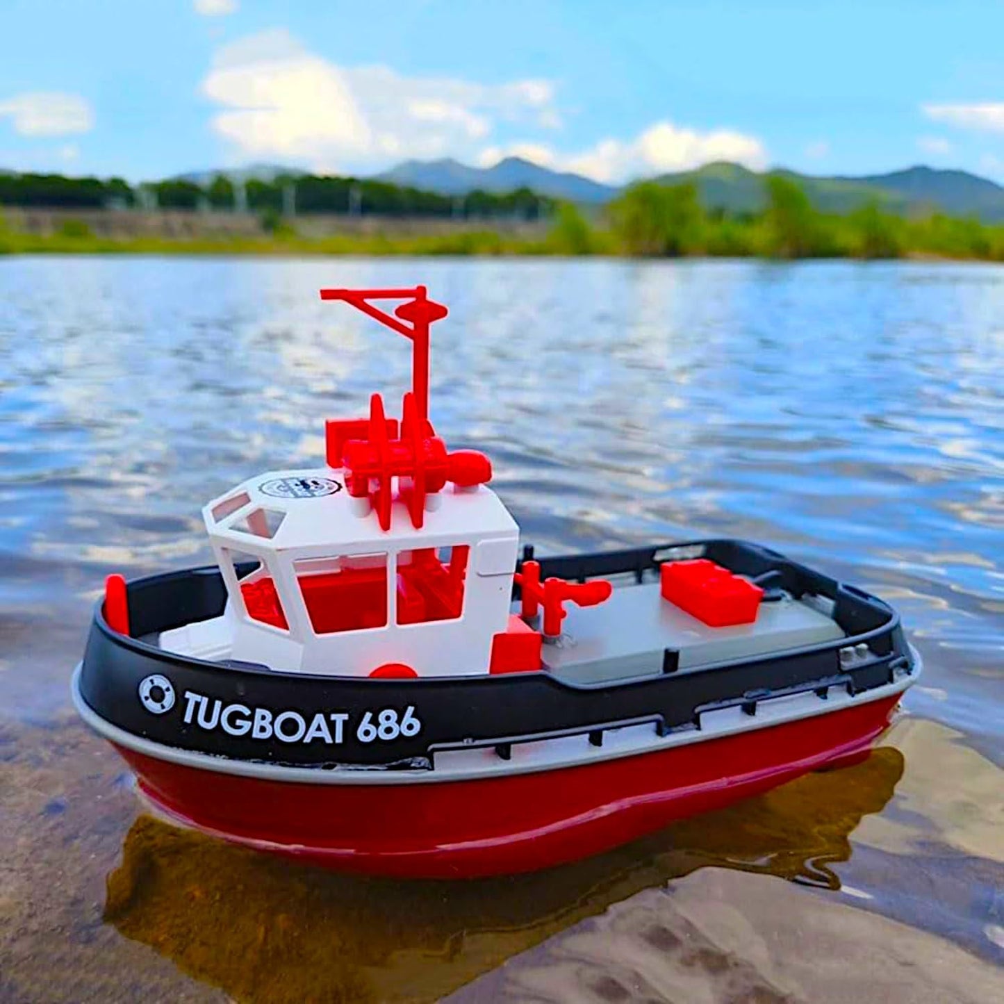 Cartoon Tugboat RC Boat, 1/72 Harbor Work Ship, Kids Lake Pond Toy Yacht, 2.4Ghz Radio Remote Control 15kmph Speed Pool Racer, Adults Water Fun Gifts, LED Night Sailing Cruise, Black-Red